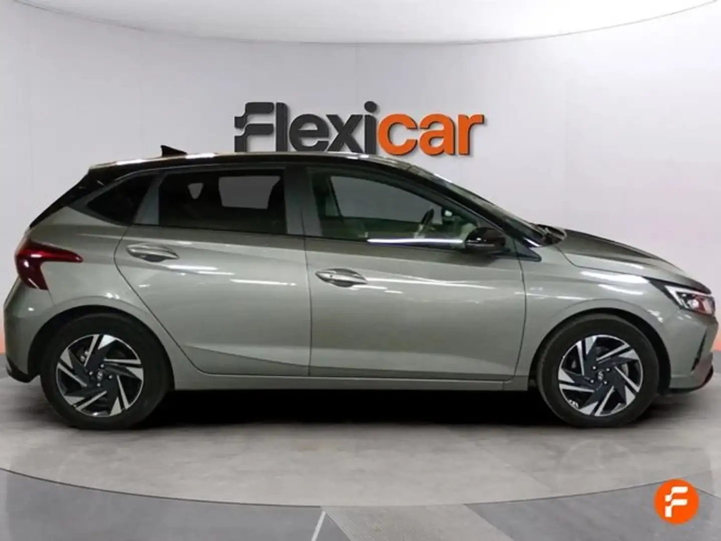 Hyundai i20 1.0 TGDI 74kW (100CV) 48V Klass DCT Gris - 2