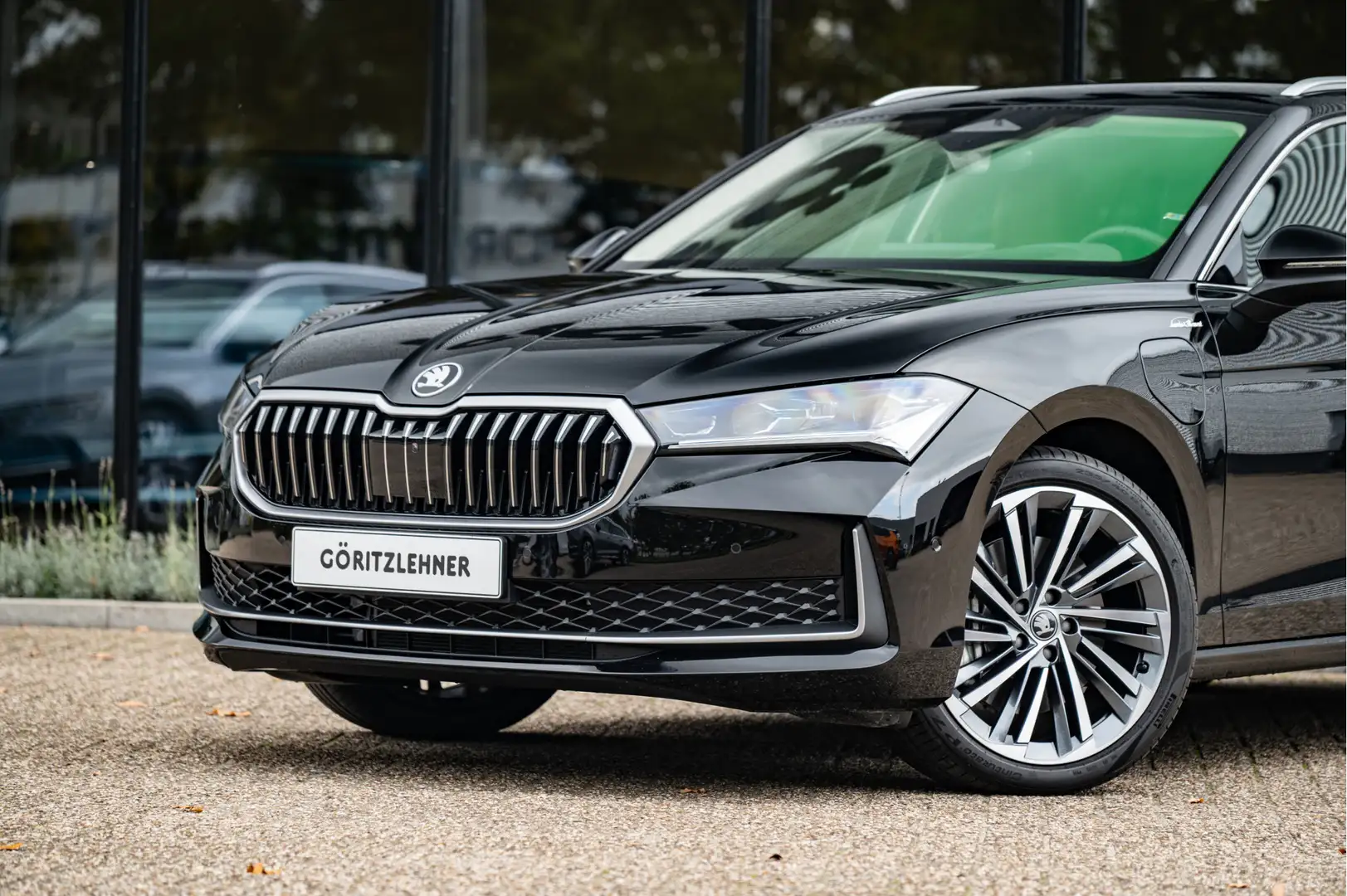 Skoda Superb Combi 1.5 TSI PHEV Laurin & Klement | HUD | Leder Zwart - 2