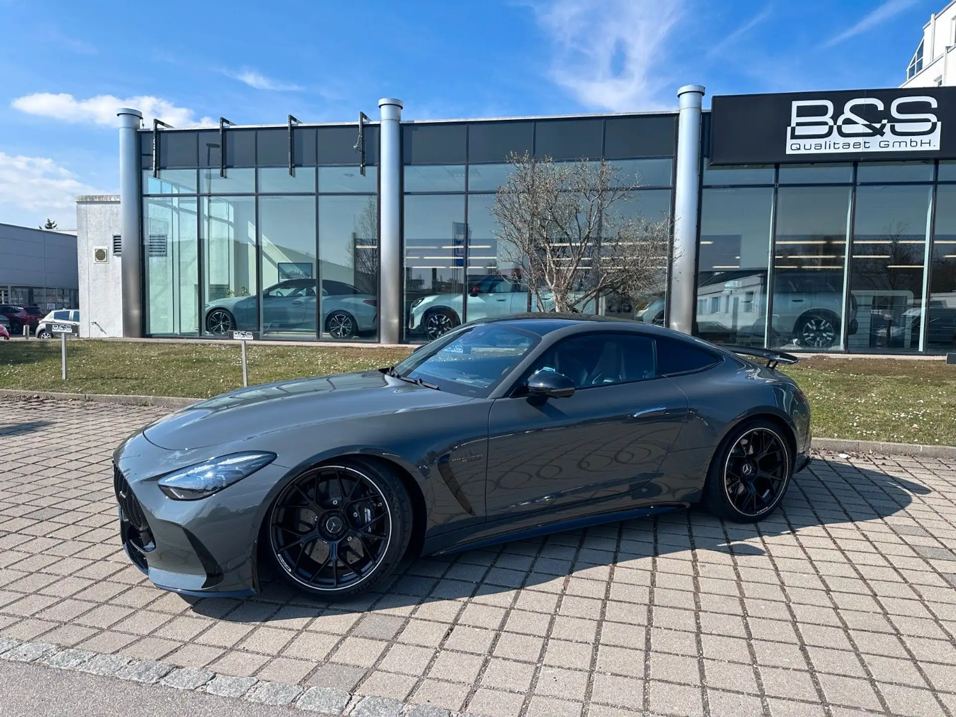 벤츠 AMG GT GT 63 S E 2025 회색 사진 4