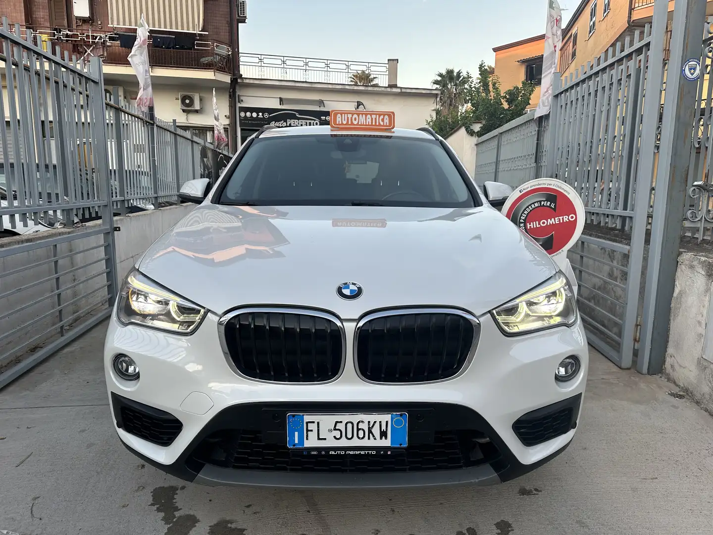 BMW X1 sdrive18d Business auto - 1
