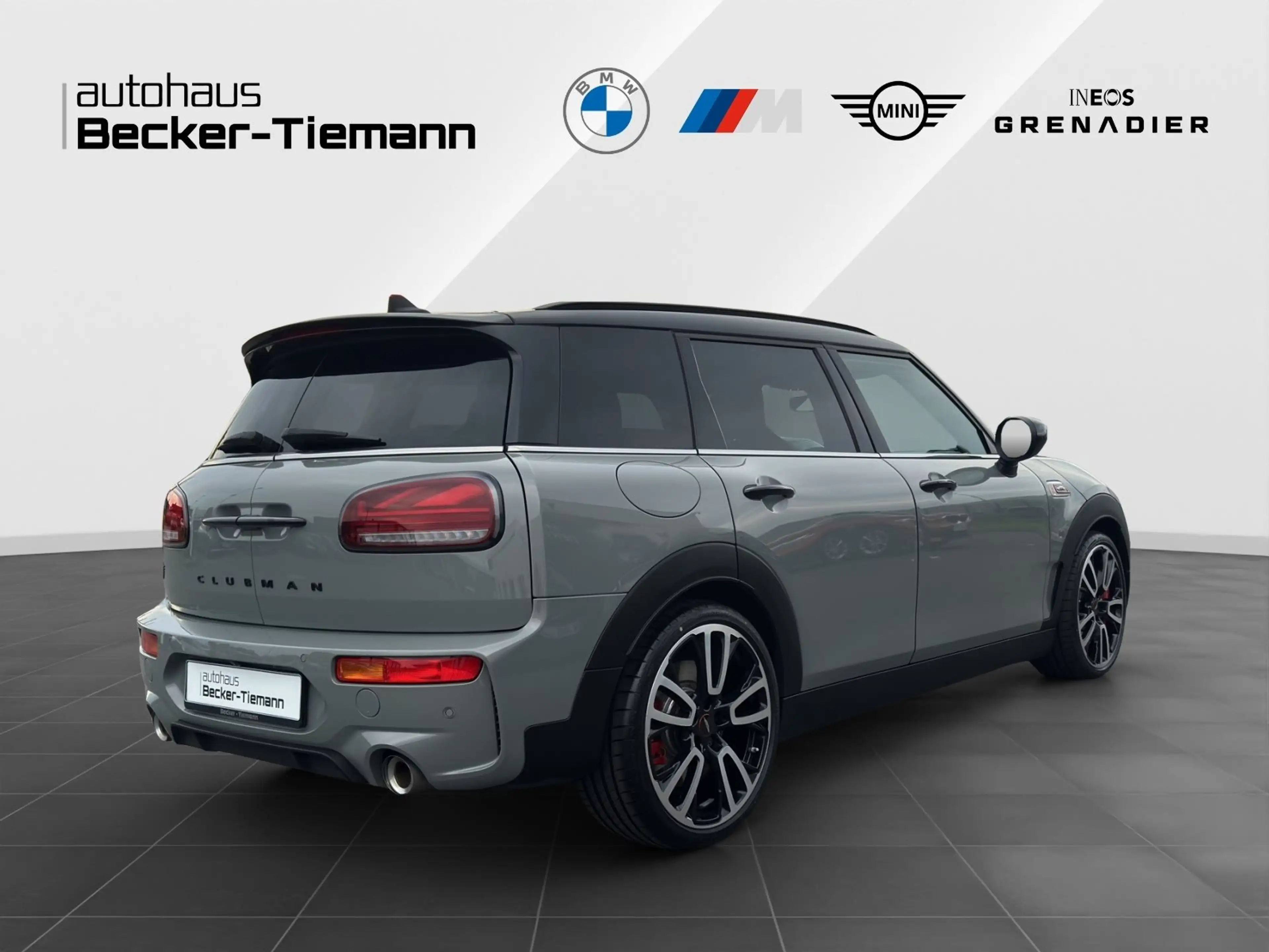 MINI John Cooper Works Clubman John Cooper Works ALL4 Clubman Naxi-XL/Head-Up/Pan — photo 6