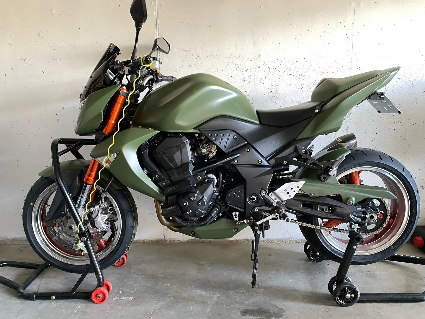 Kawasaki Z 1000 Зелений - 2
