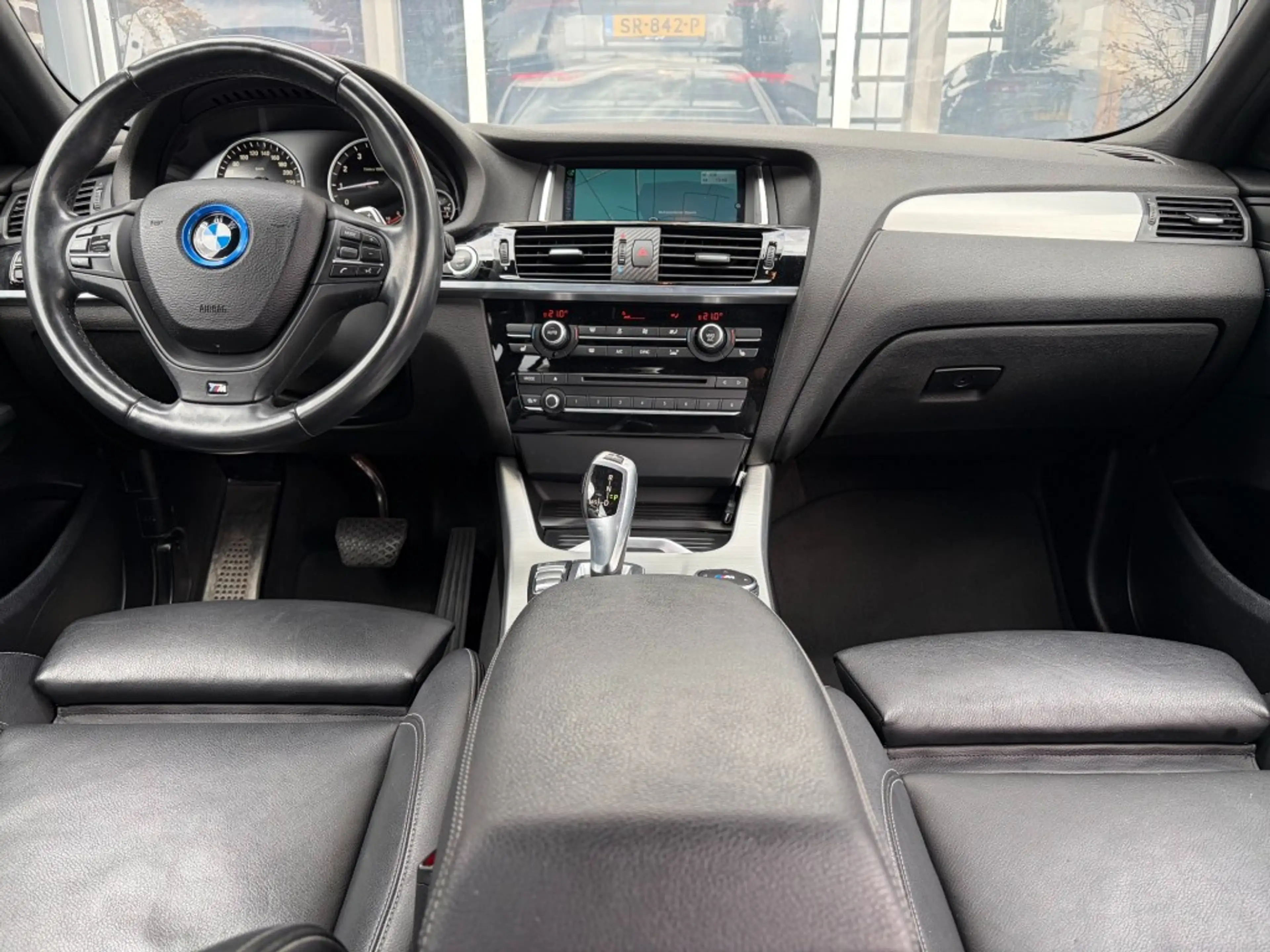 BMW X4 XDRIVE20I AUT. M-SPORTPAKKET - LEDER - 20 INCH - O — photo 7