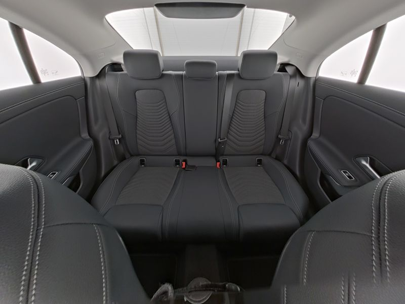 Mercedes-Benz CLA 180 Coupé Progressive/LED/Kamera/AHK/Winter — photo 10