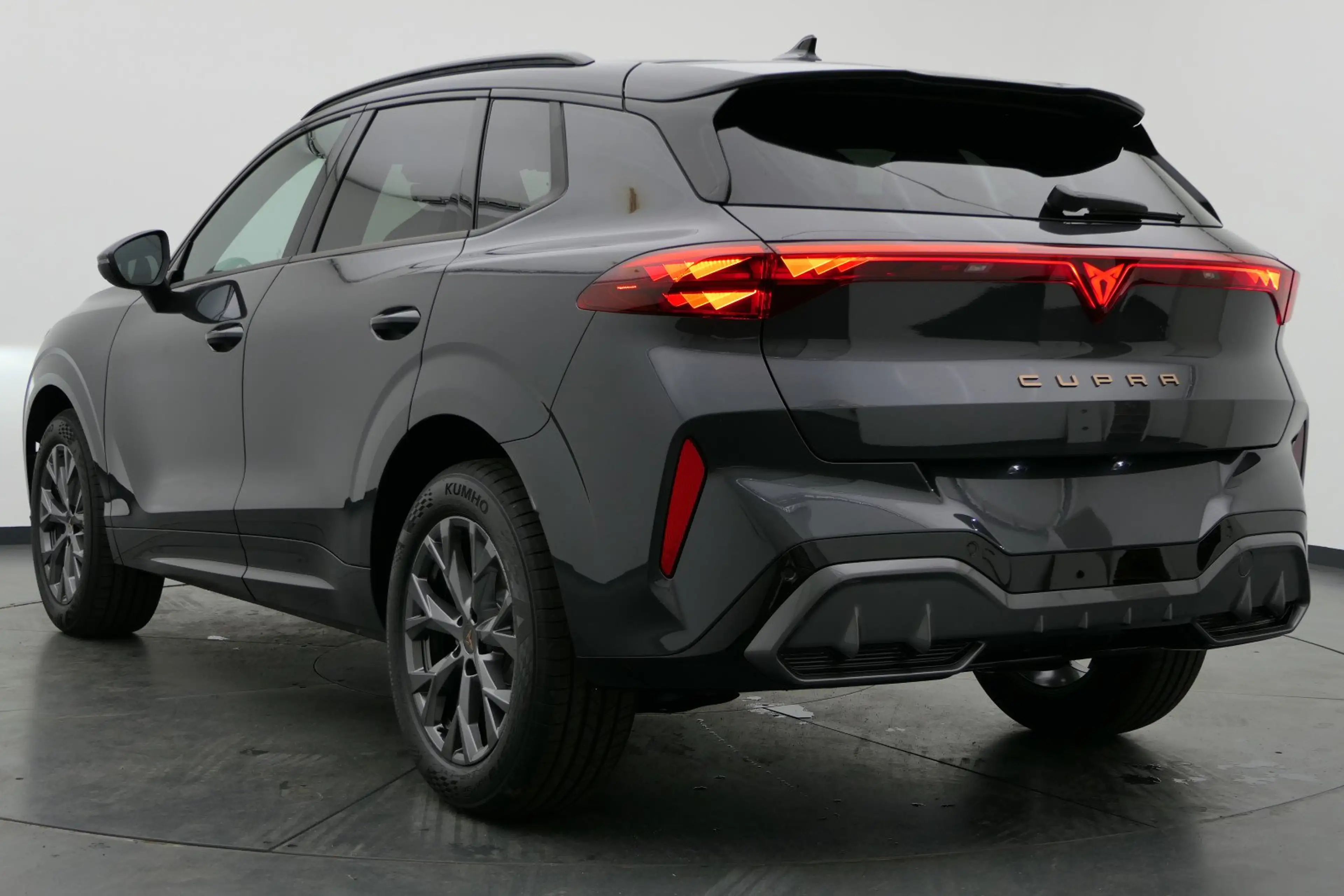 CUPRA Terramar Terramar 1.5 eTSI DSG +AHK+EDGE+LED+CAM+3J-GAR+ — photo 9