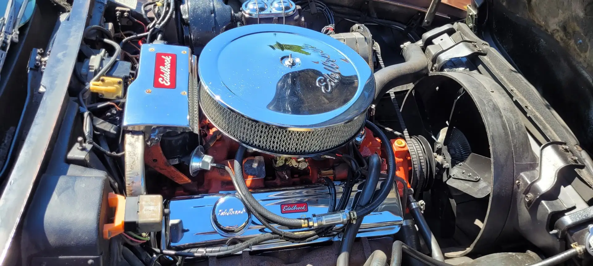Chevrolet Corvette C3 Stingray Brun - 2