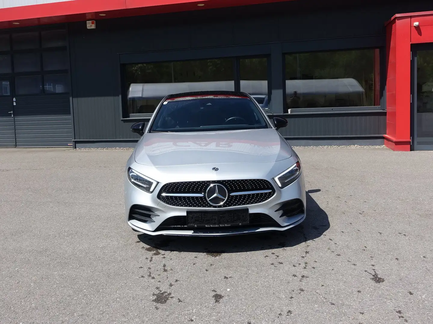Mercedes-Benz A 250 A 250 4Matic AMG Line *MEGAVOLL* Grau - 1