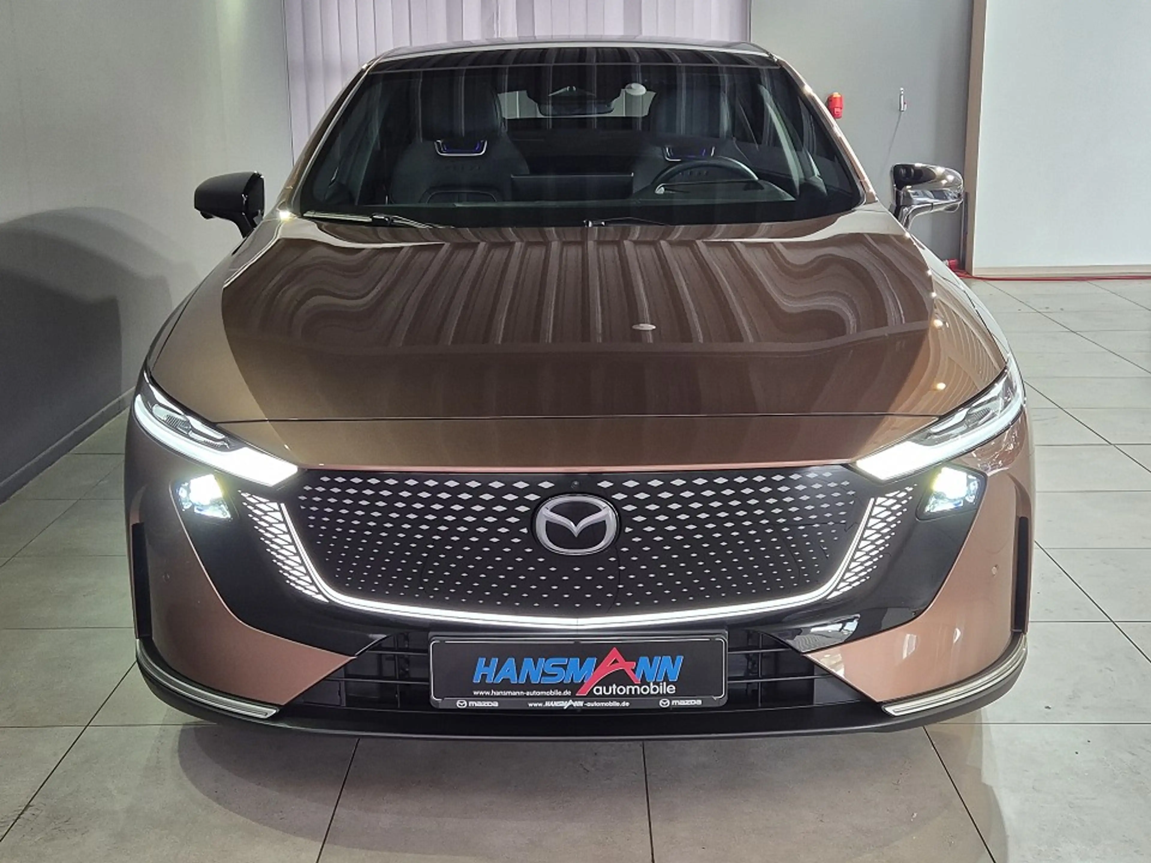 Mazda 6e Takumi EV 258 1AT RWD — photo 2