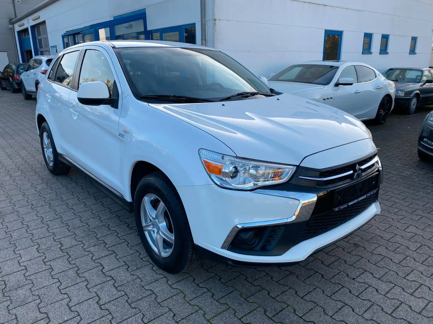 Mitsubishi ASX Basis 2WD Weiß - 2