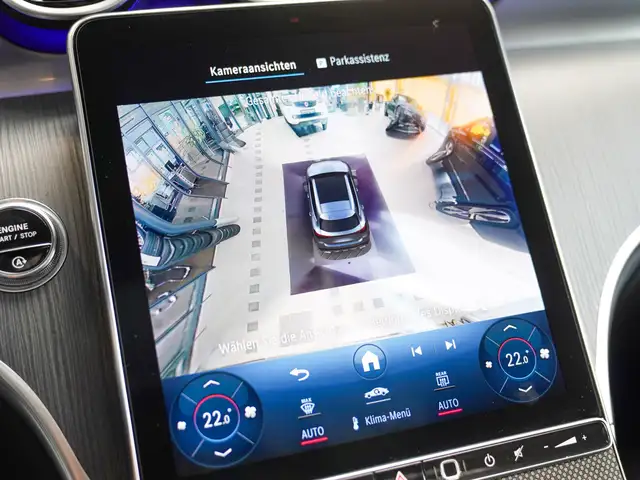 Mercedes-Benz GLC view 26