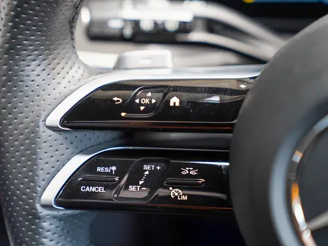 Mercedes-Benz GLC view 21