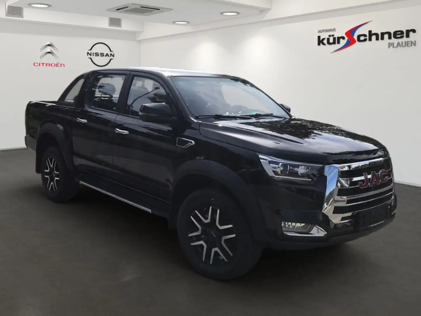 JAC 8 Pro Pick-Up Zwart - 2