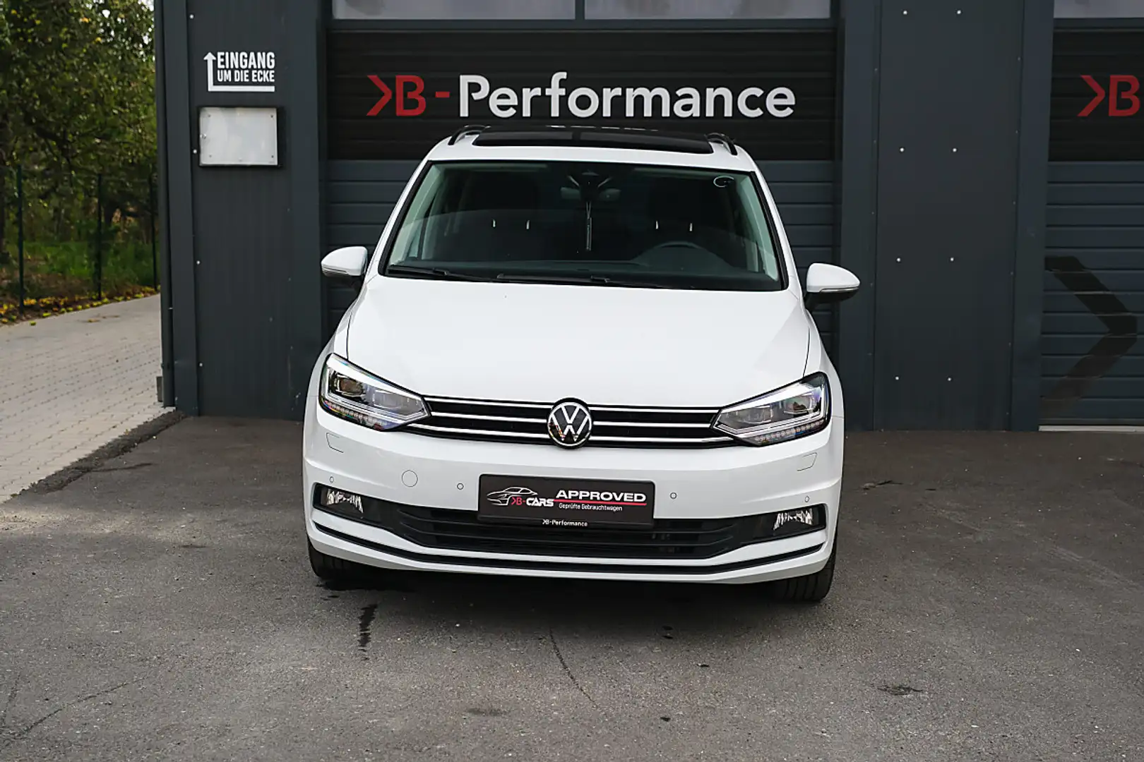 Volkswagen Touran 2.0 TDI BMT 7-SITZER/VIRTUAL/SHZ/STHZ/AHK/LED/3... Weiß - 2