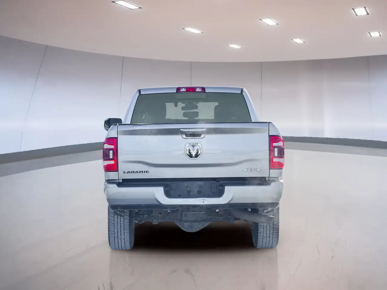 RAM 2500 снимка RAM 2500