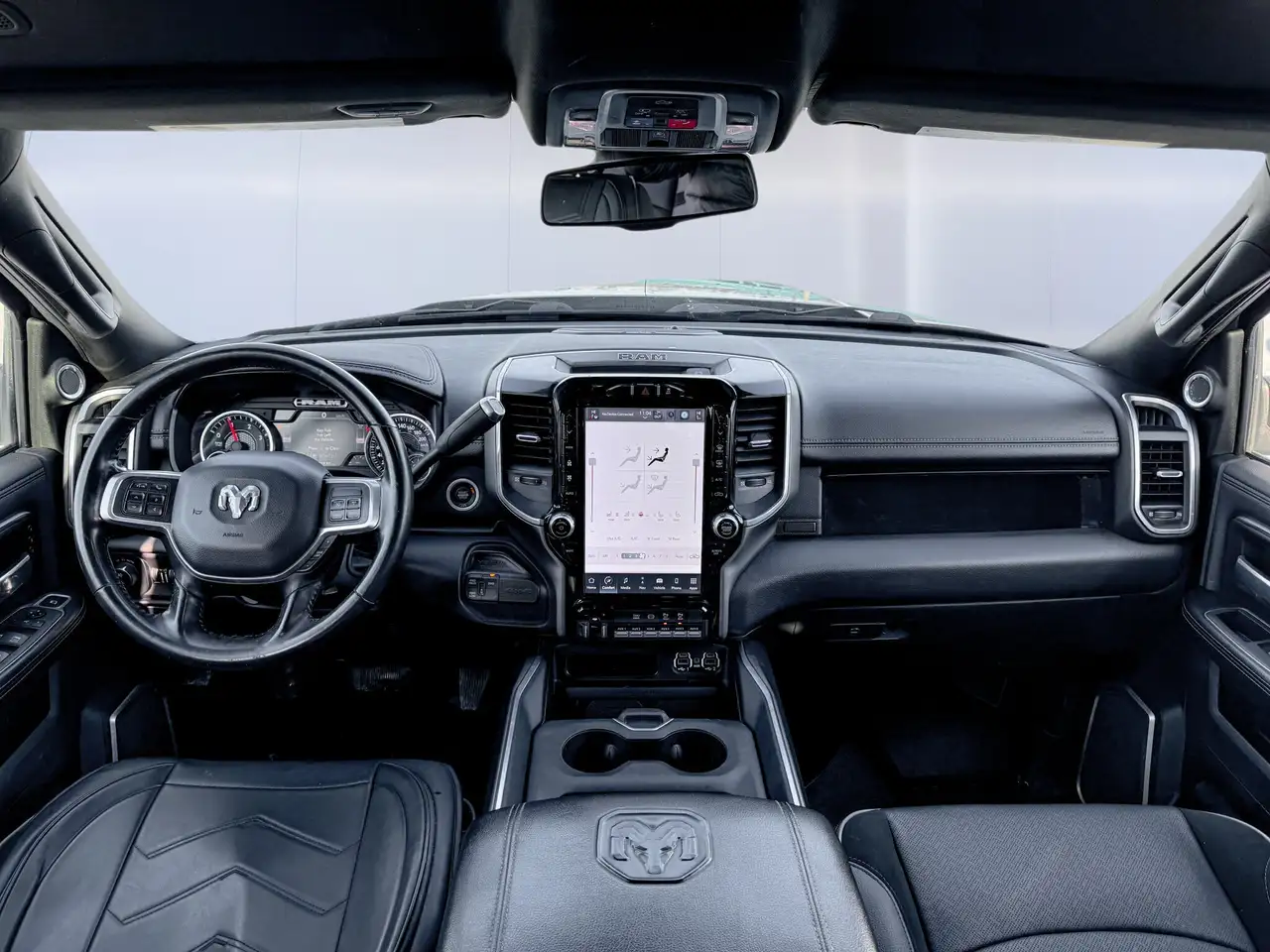 RAM 2500 снимка RAM 2500