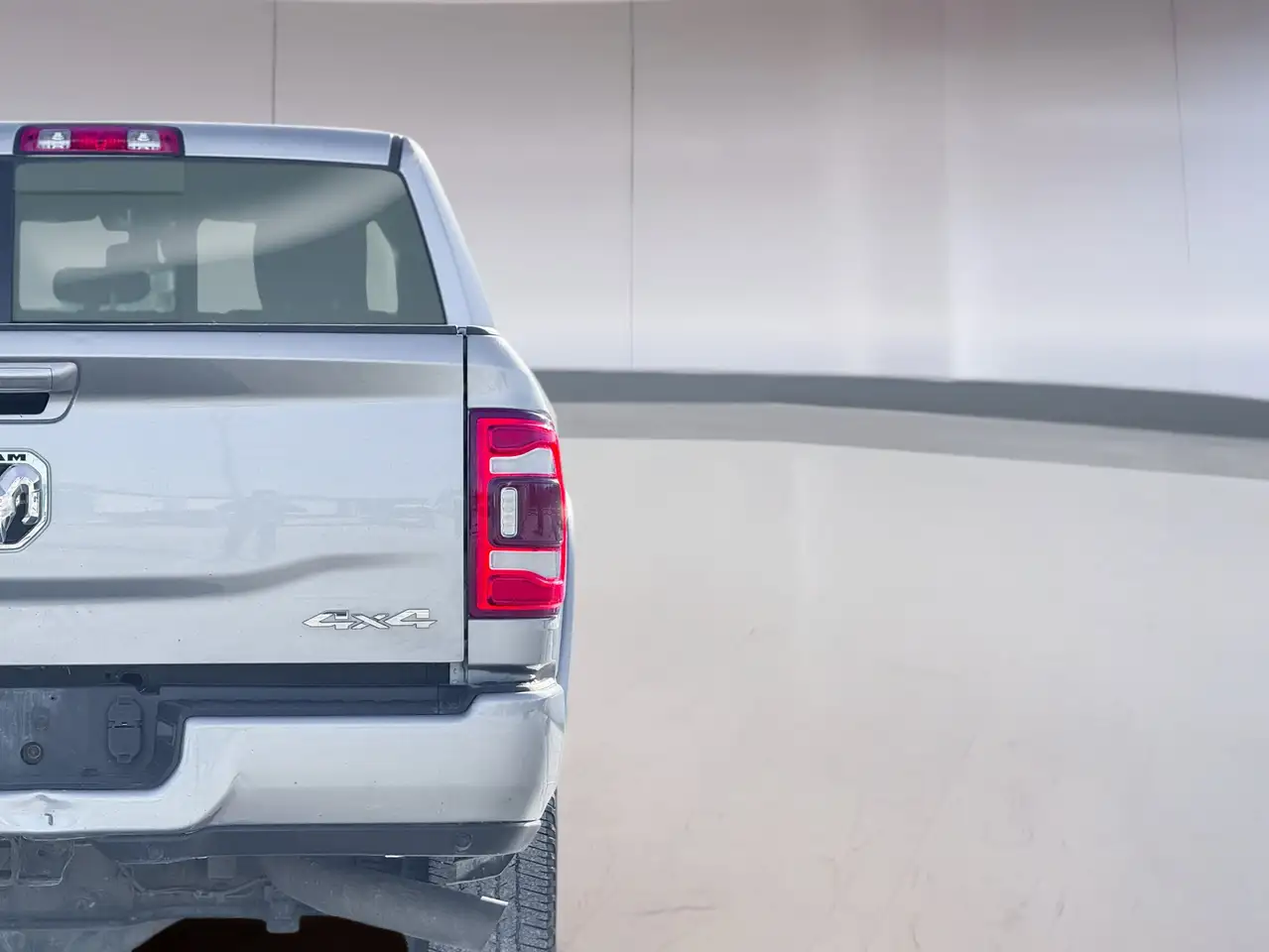 RAM 2500 снимка RAM 2500