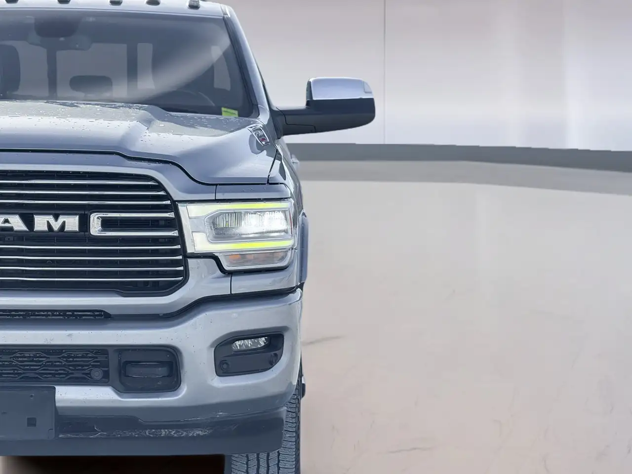 RAM 2500 снимка RAM 2500