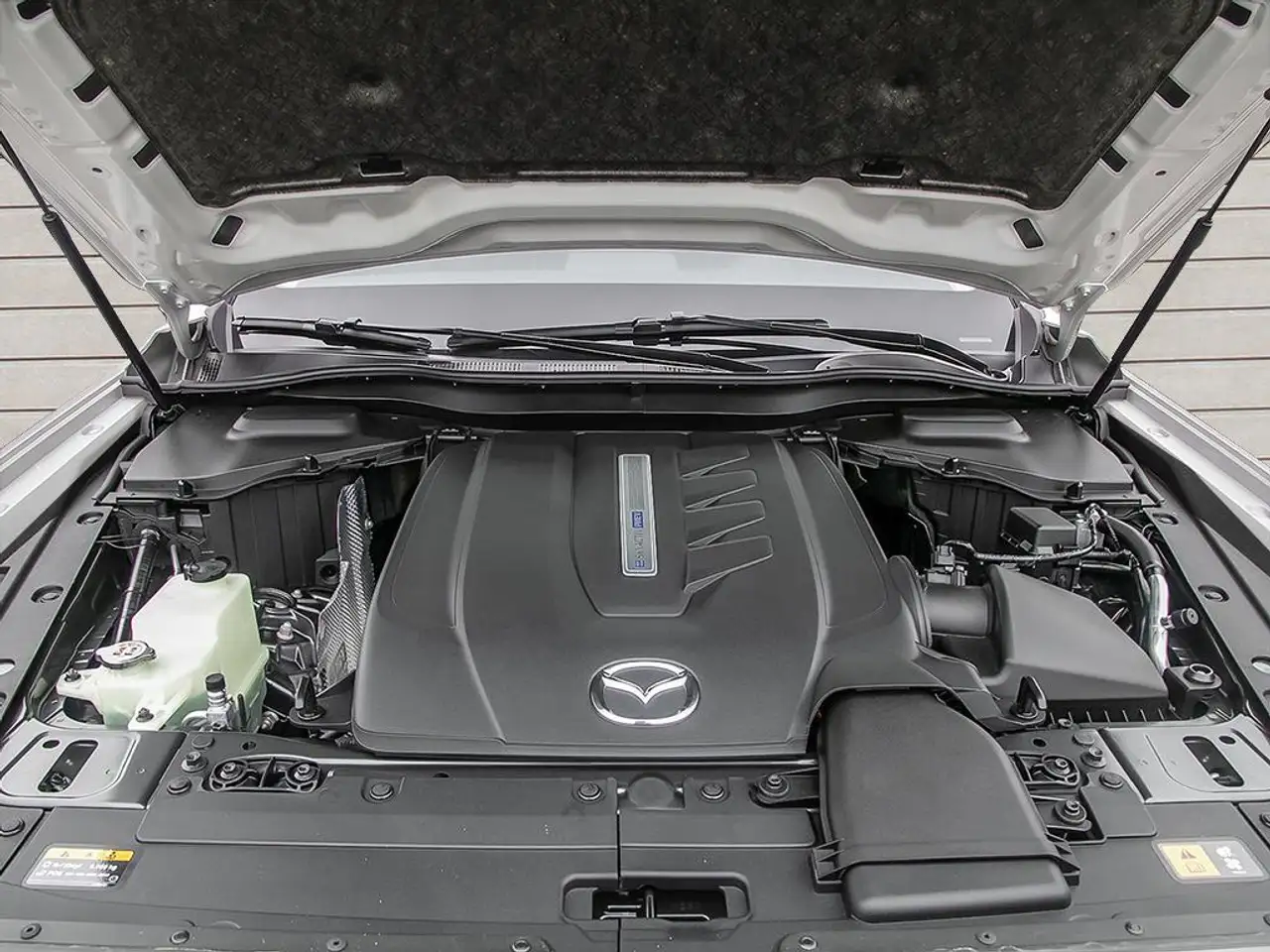 Mazda CX-90 PHEV снимка Mazda CX-90 PHEV