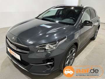Platinum Edition PIH Automatik Leder LED ACC