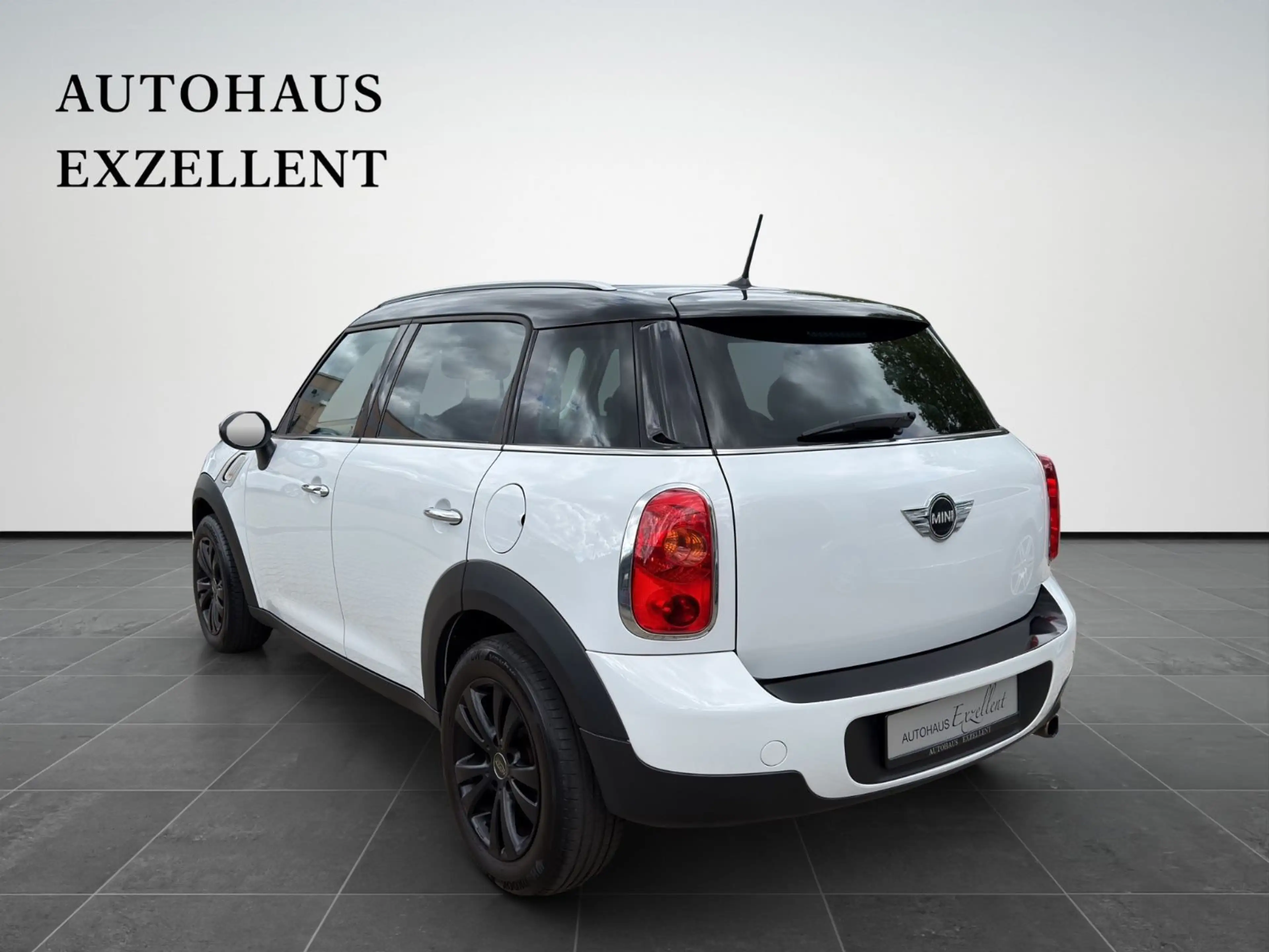 MINI Cooper Countryman *PANO*TEMPOMAT*KLIMA*MFL*ALU*BC — photo 4