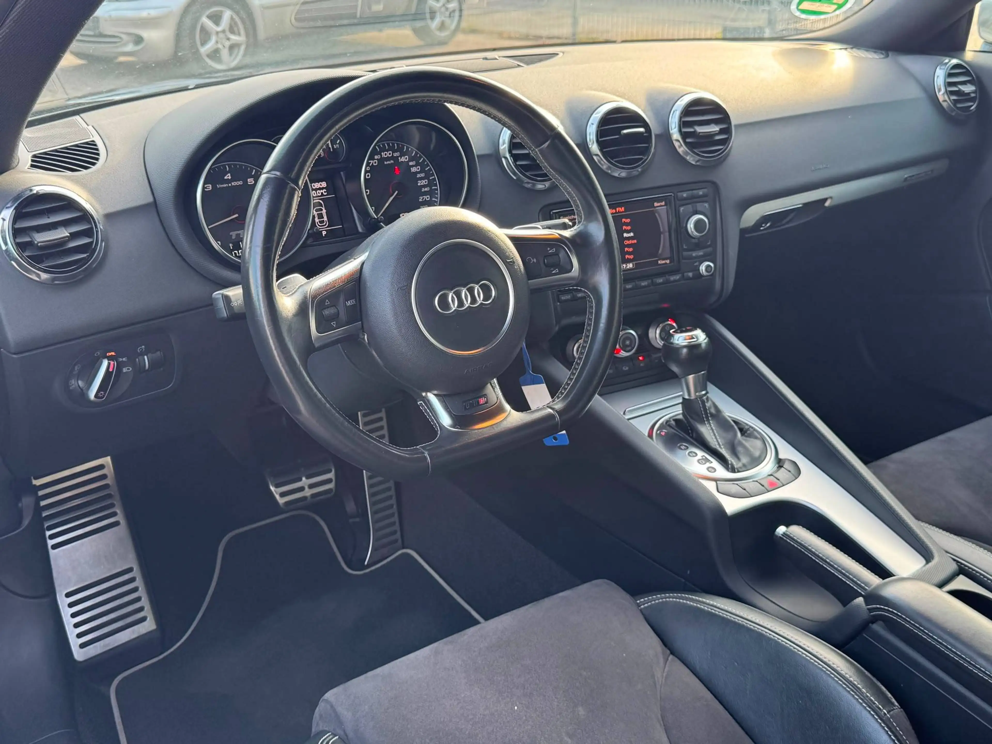 Audi TT 2.0 TFSI  TTS Coupe quattro — photo 12