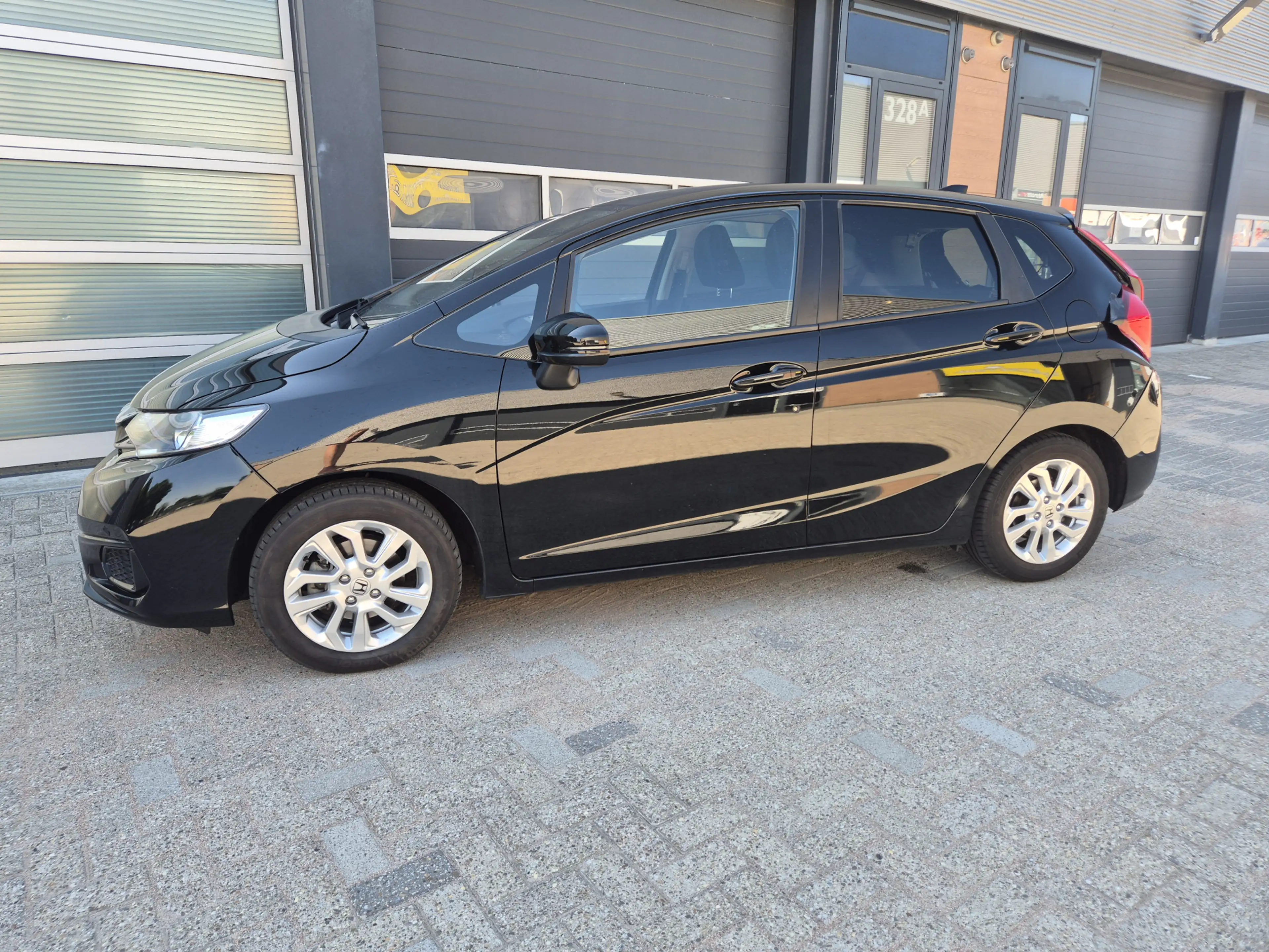Honda Jazz 1.3 i-VTEC automaat 38500km schade achter nieuwsta — photo 3