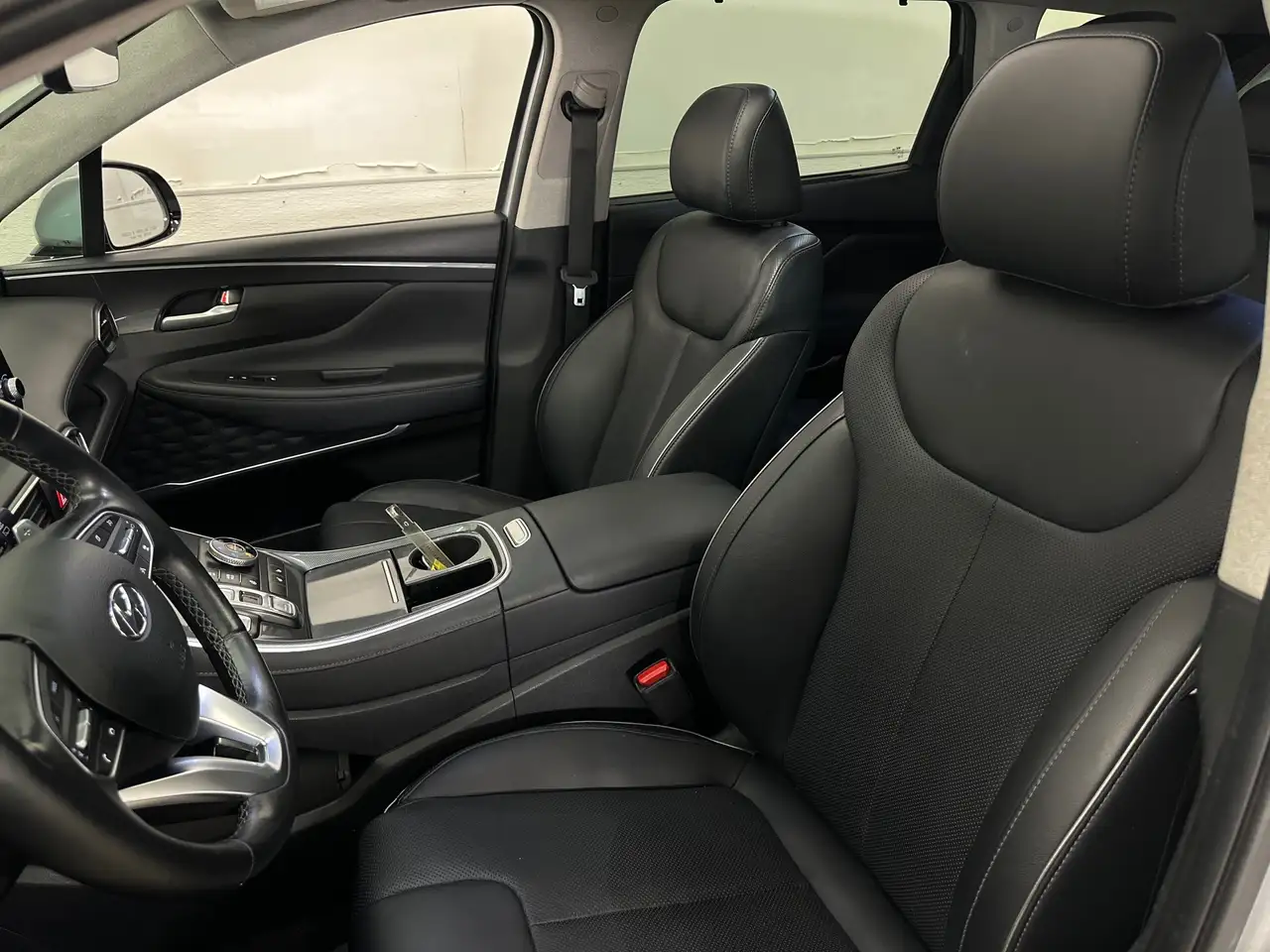 Hyundai SANTA FE снимка Hyundai SANTA FE