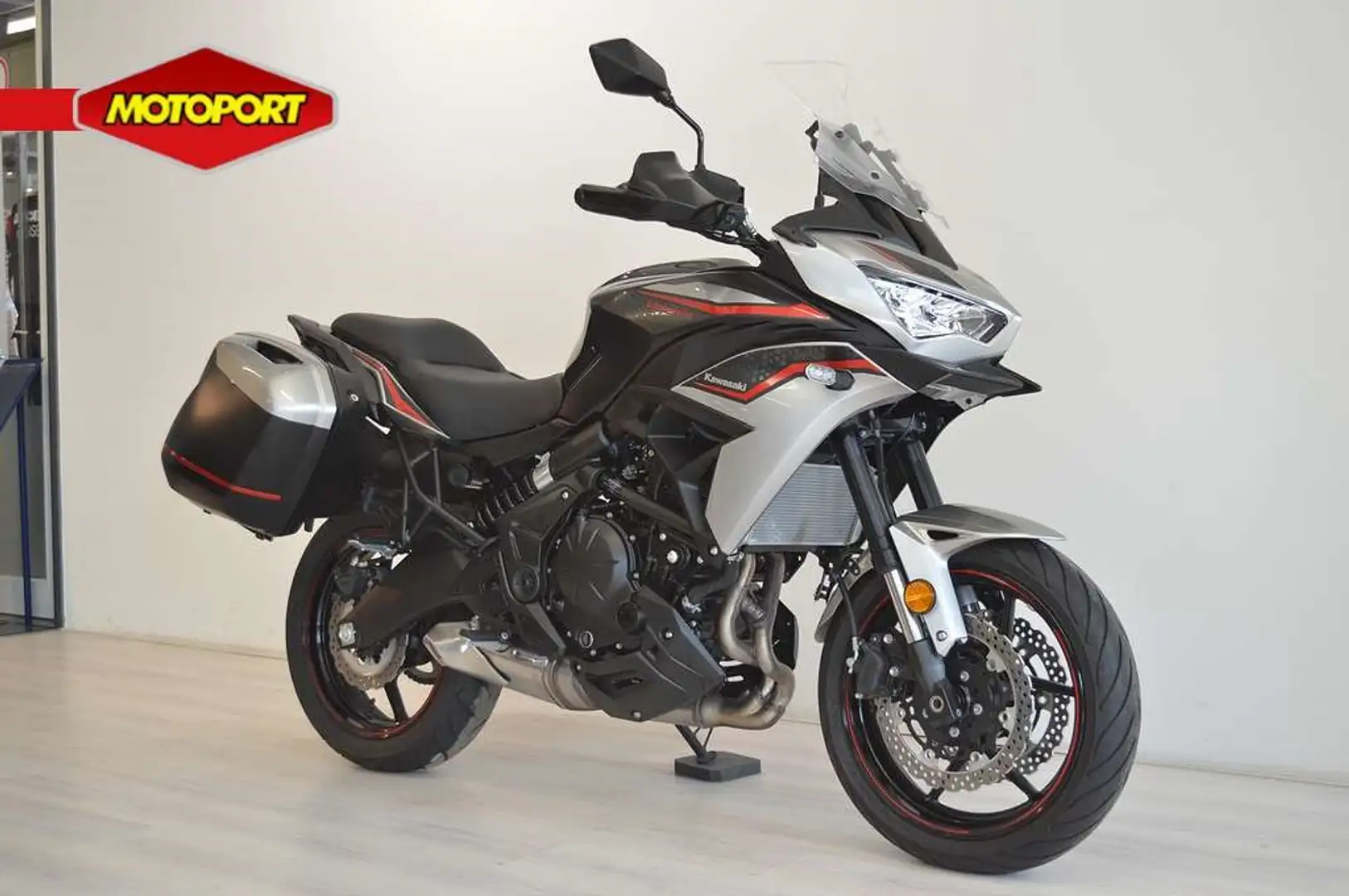 Kawasaki Versys 650 ABS Zilver - 2