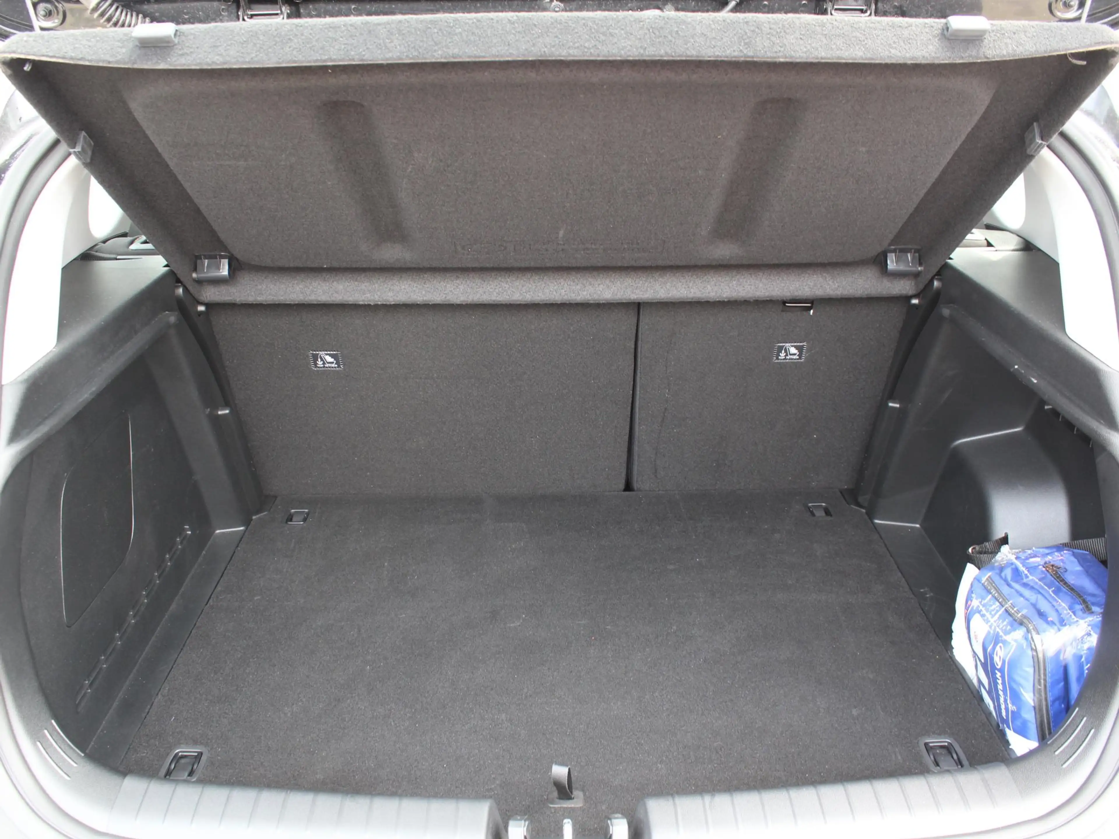 Hyundai BAYON 1.0 T-GDI Comfort Smart / Navigatie + Apple Carpla — photo 22