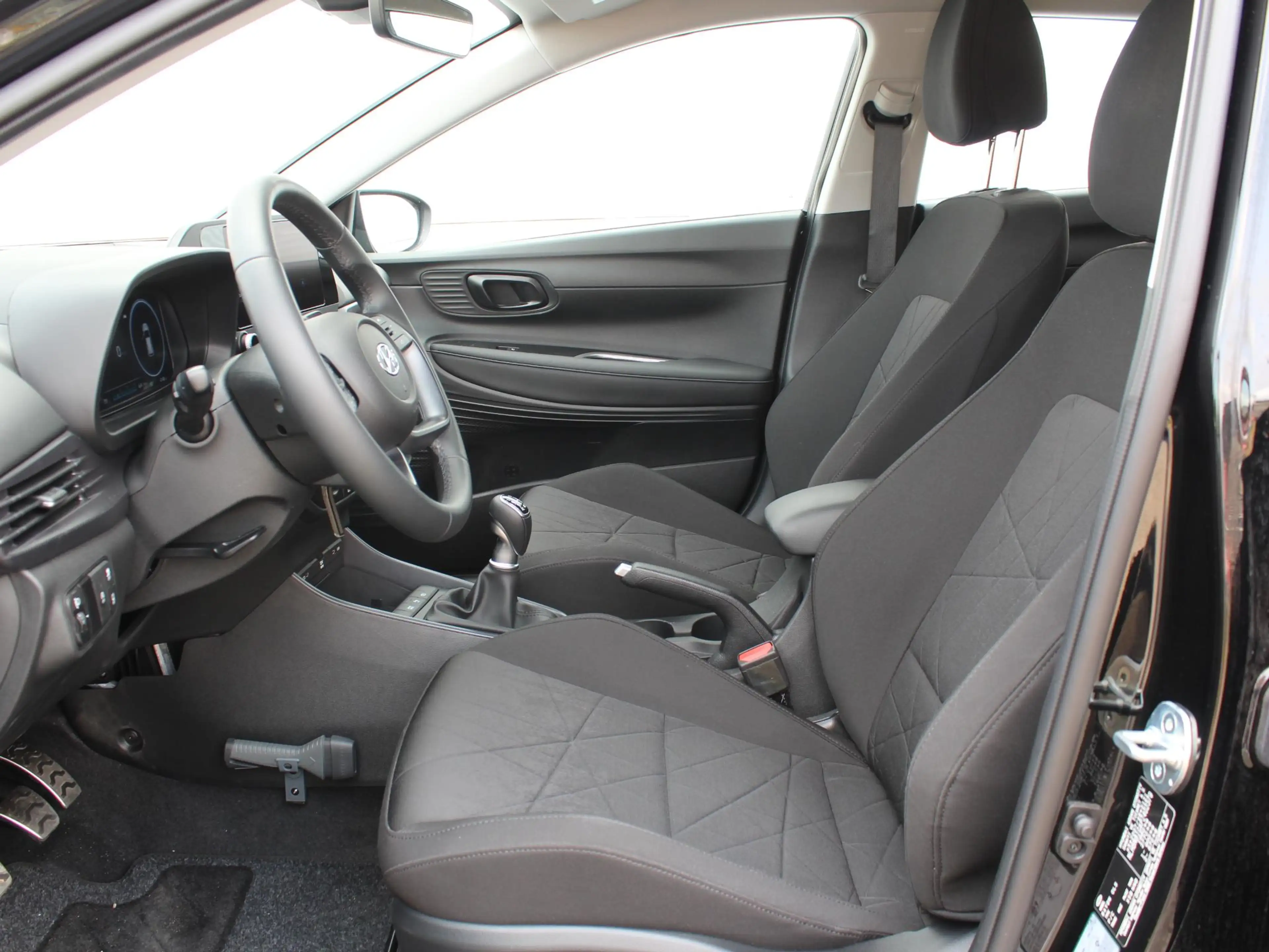 Hyundai BAYON 1.0 T-GDI Comfort Smart / Navigatie + Apple Carpla — photo 6