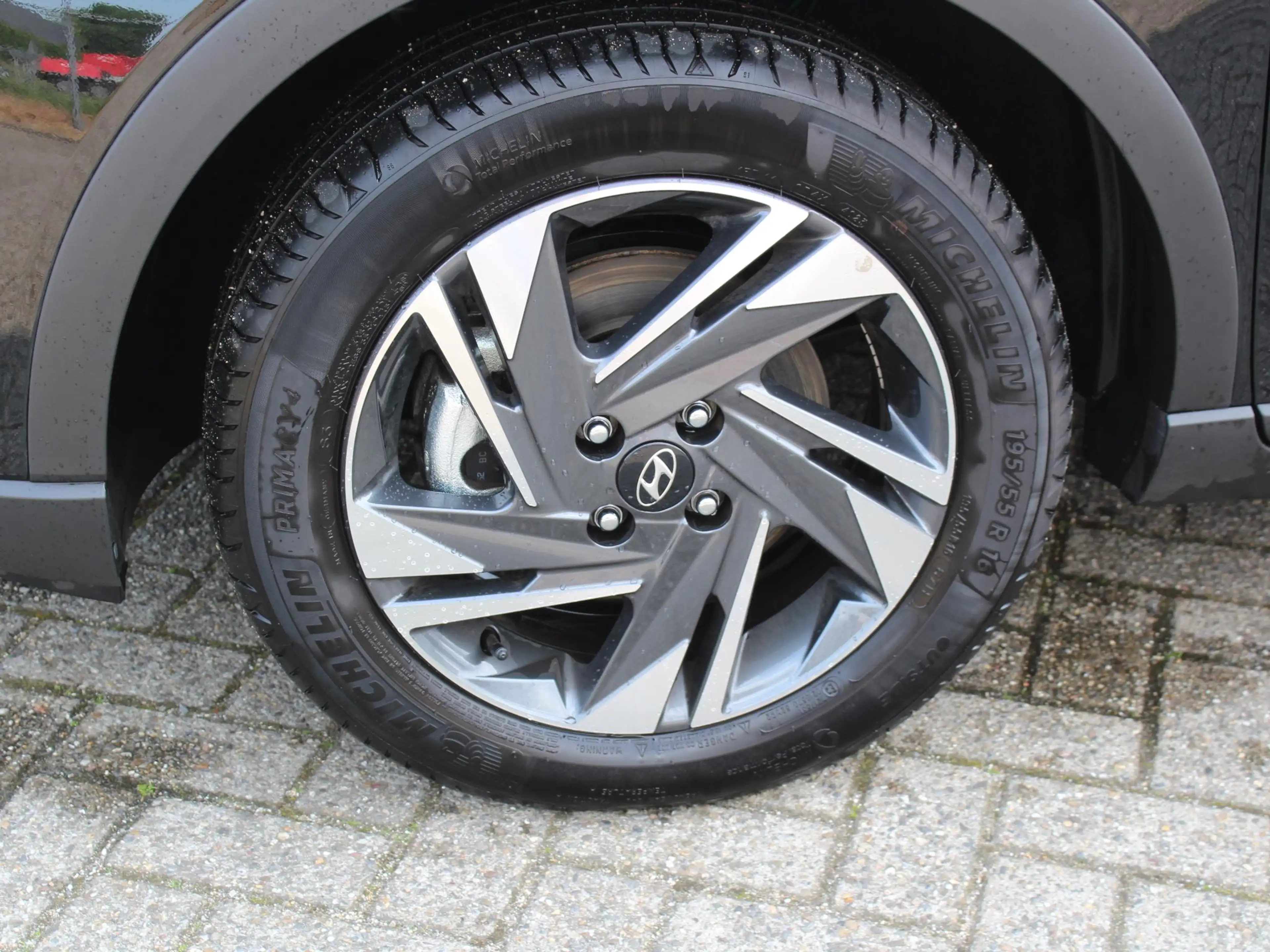 Hyundai BAYON 1.0 T-GDI Comfort Smart / Navigatie + Apple Carpla — photo 14