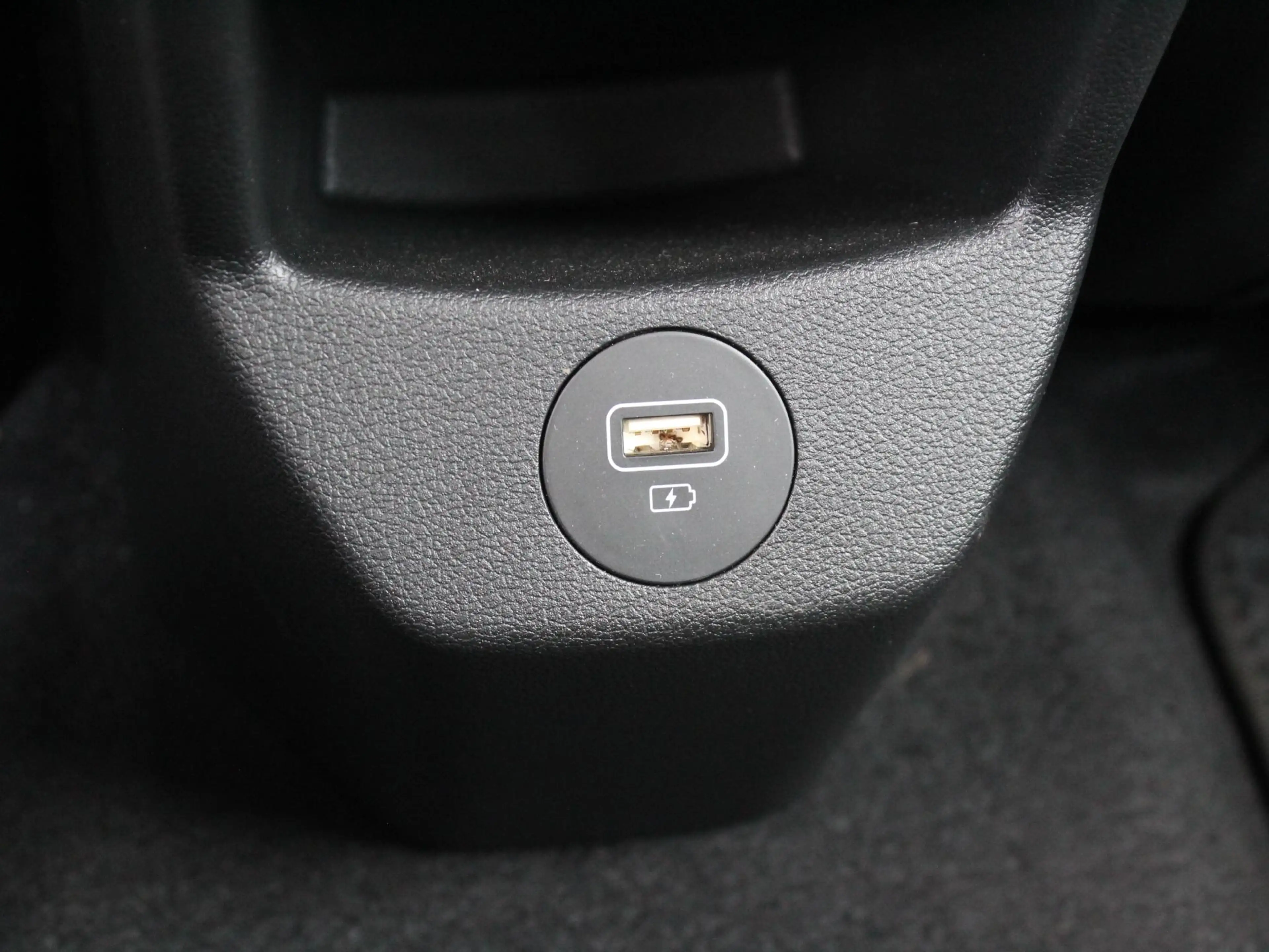 Hyundai BAYON 1.0 T-GDI Comfort Smart / Navigatie + Apple Carpla — photo 33