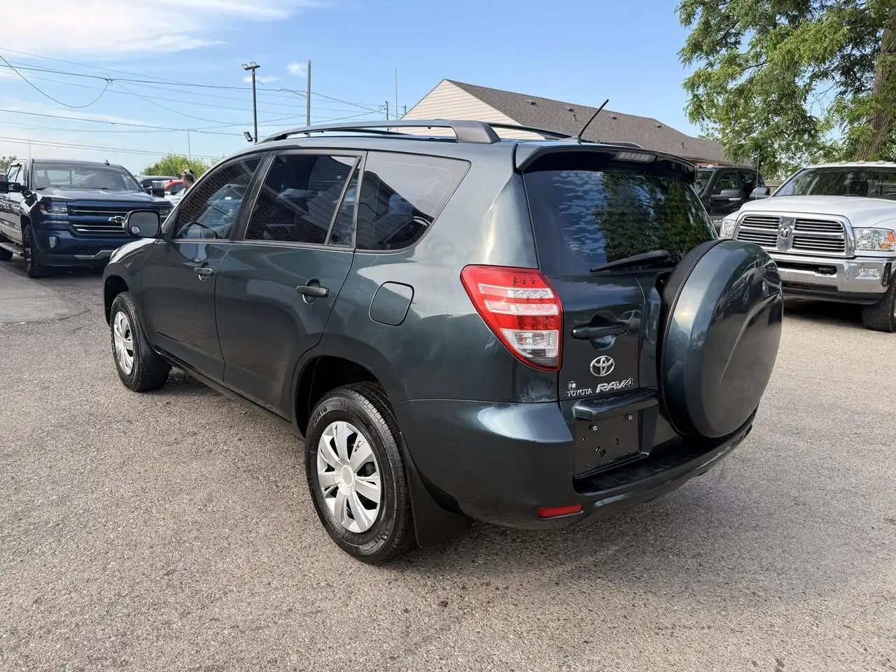 Toyota RAV 4 снимка Toyota RAV 4
