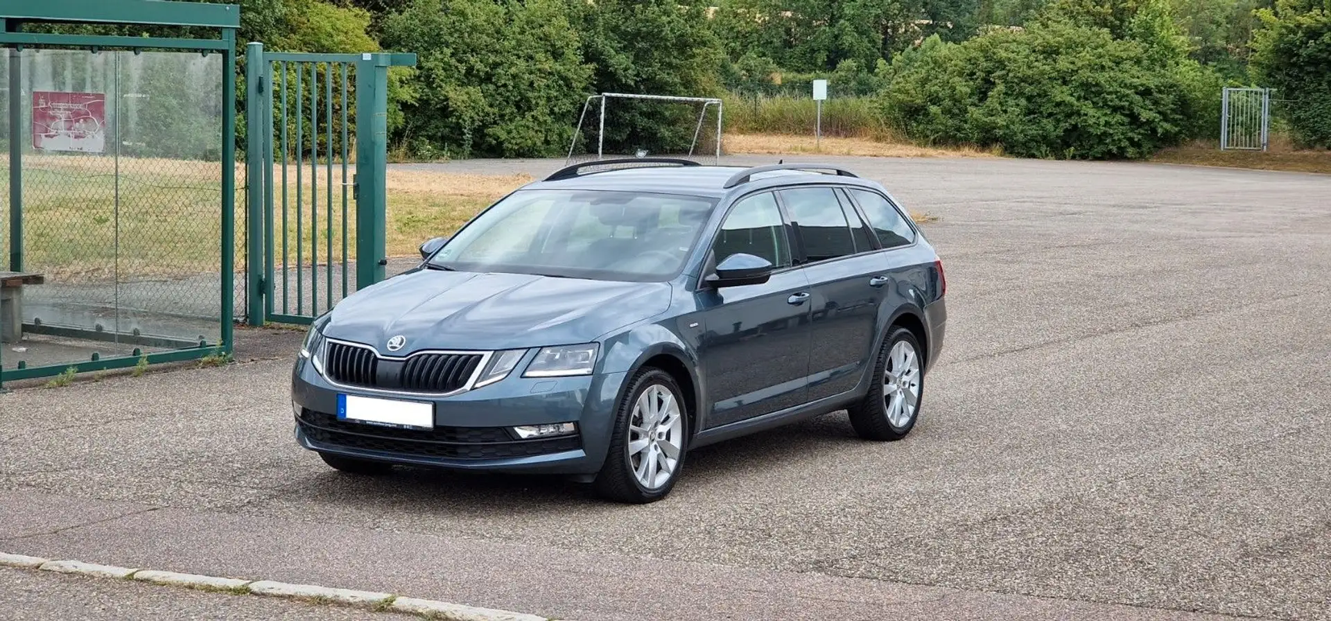 Skoda Octavia Combi Clever 1.5TSI aus 1.HAND* DSG*NAVI Grijs - 1