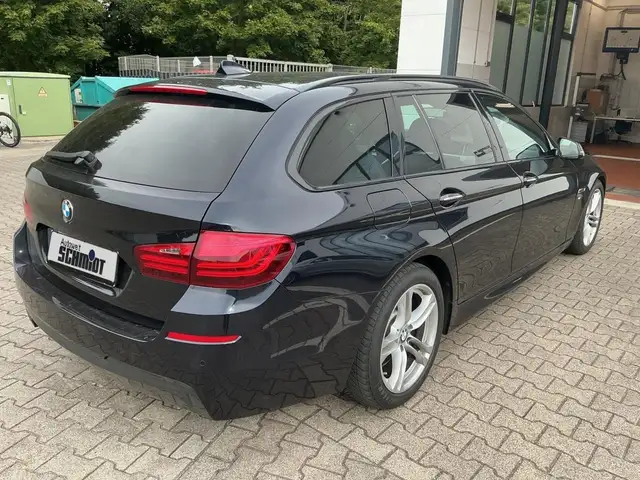 BMW 5 Series view 2