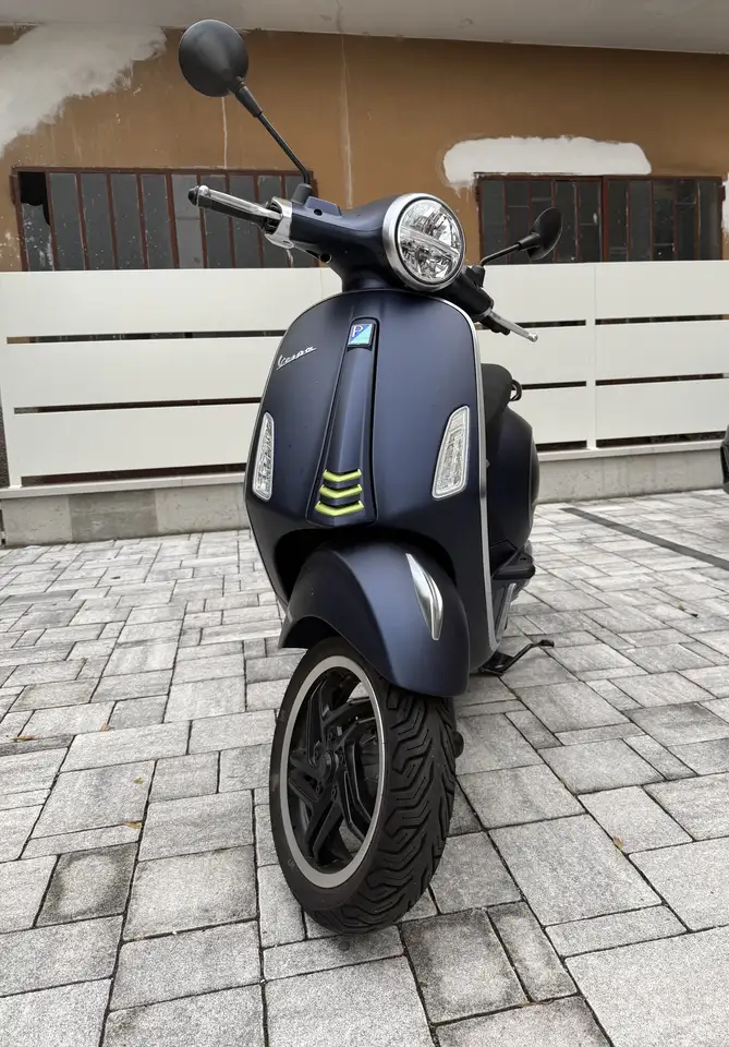 Vespa Primavera 125