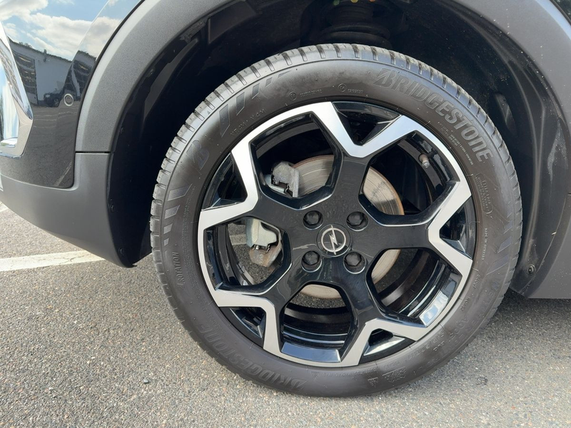 Opel Crossland (X) 1.2 Turbo Ultimate Automatik LED K — photo 11