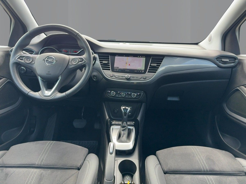 Opel Crossland (X) 1.2 Turbo Ultimate Automatik LED K — photo 8