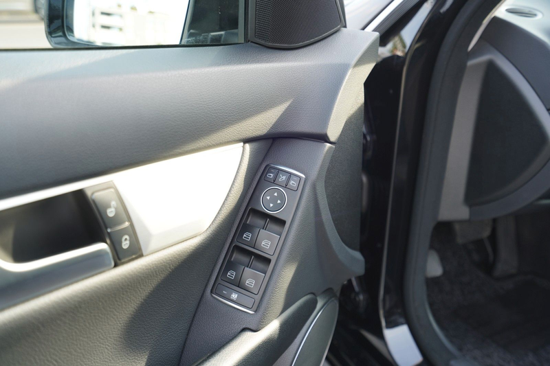 Mercedes-Benz C 180 C180 T CGI BlueEfficiency*Automatik*Navi*SHZ*PDC — photo 11