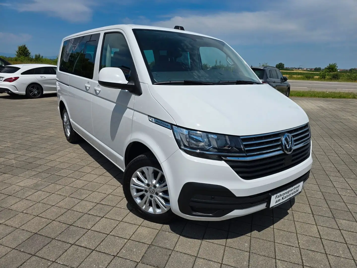 Volkswagen T6 Multivan T6.1 Multivan DSG ACC STANDHEIZUNG AHK KAMERA Weiß - 2