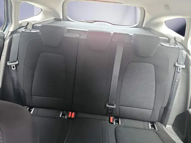 Ford Focus view 9