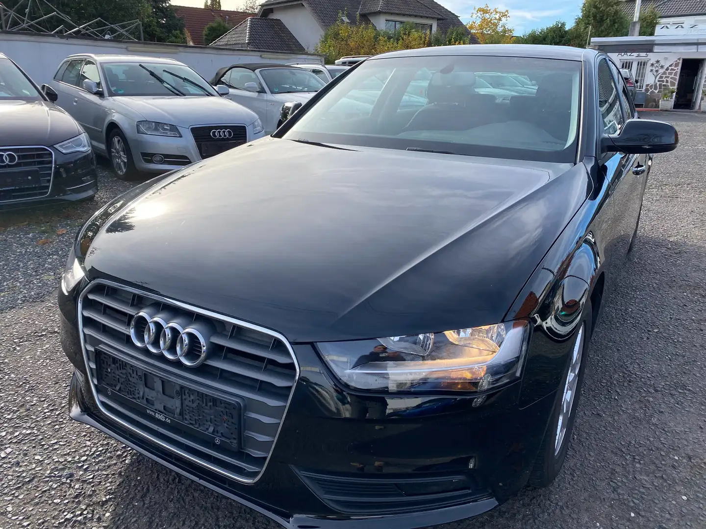 Audi A4 Attraction Navi NUR 54000KM original Schwarz - 1