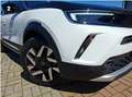 Opel Mokka-E Elegance+STANDHEIZUNG+LED+NAVI+KLIMAAUTO Weiß - thumbnail 2