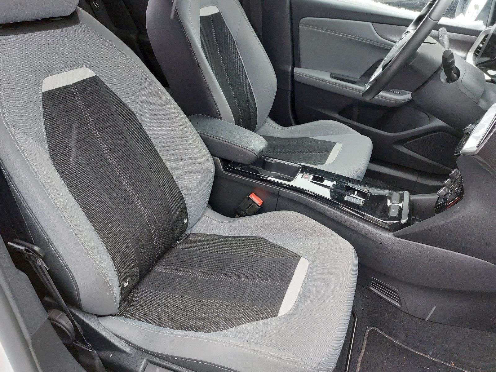 Opel Mokka E