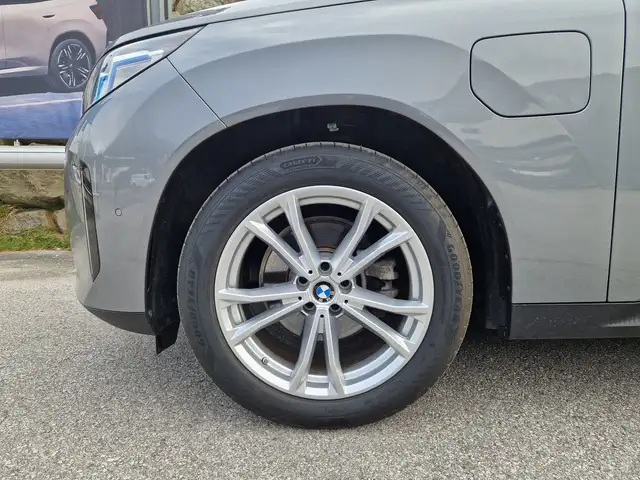 BMW X3 30e xDrive Ansicht 4