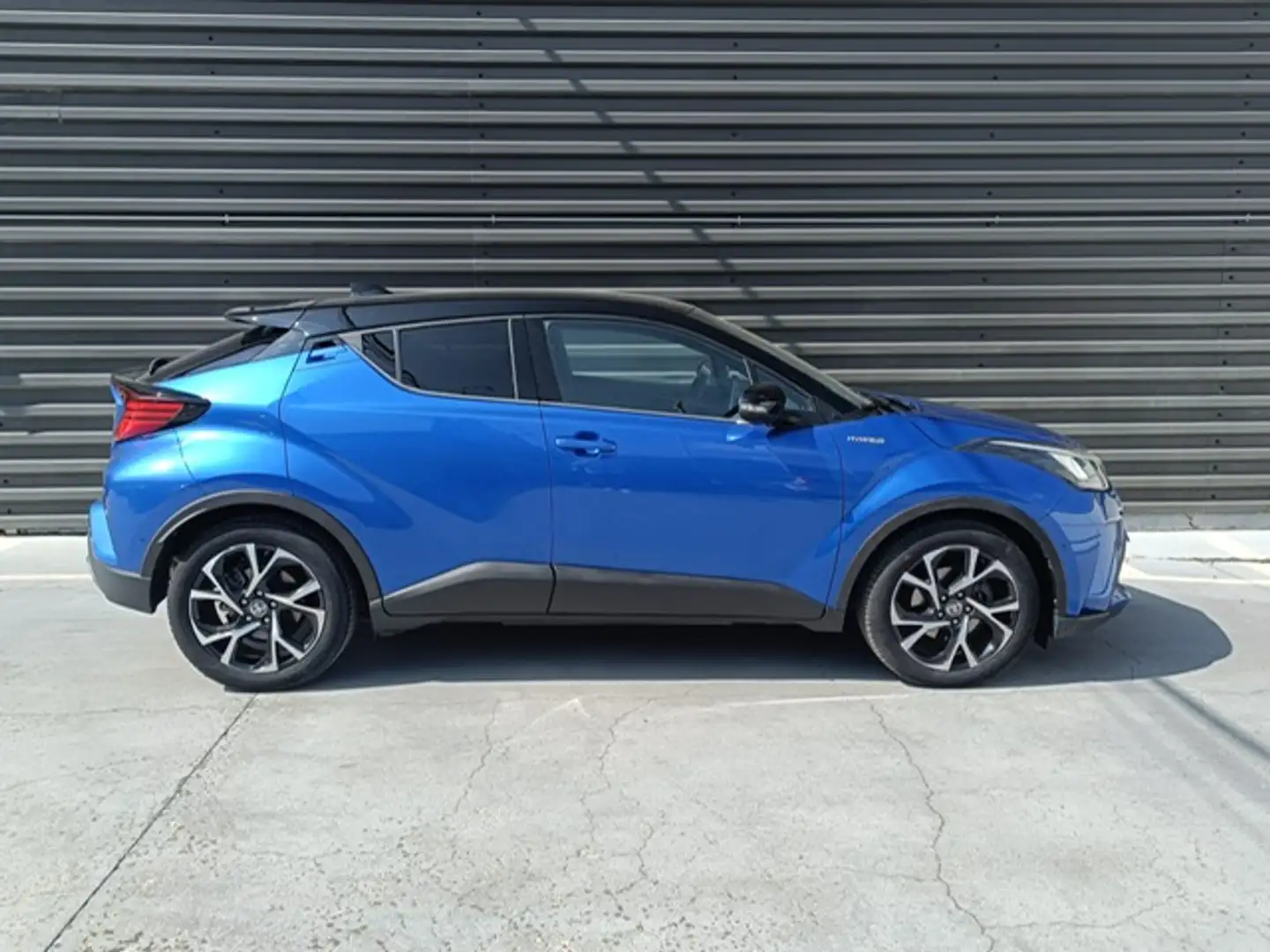 Toyota C-HR 180H Advance Azul - 2