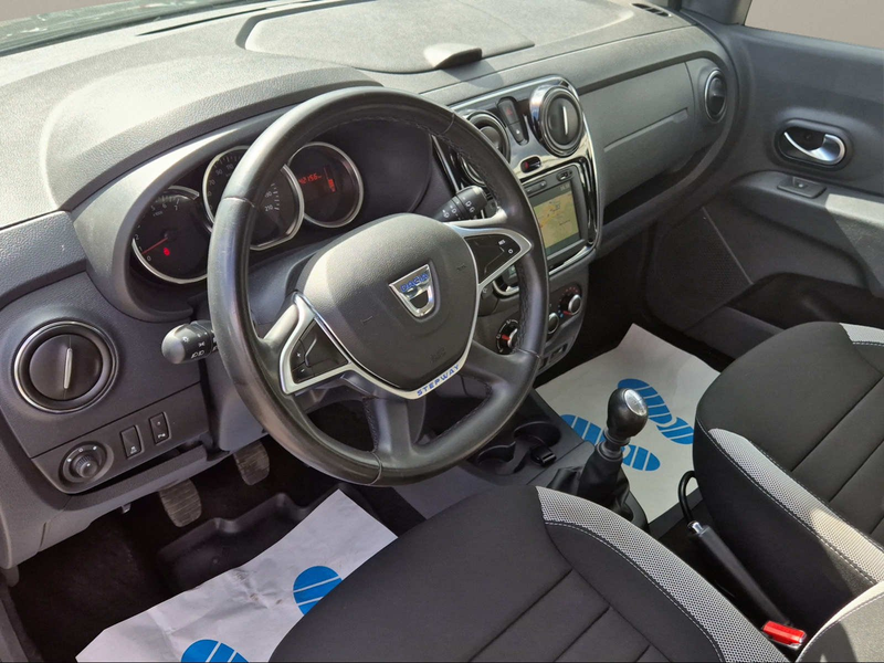 Dacia Lodgy Stepway — photo 9