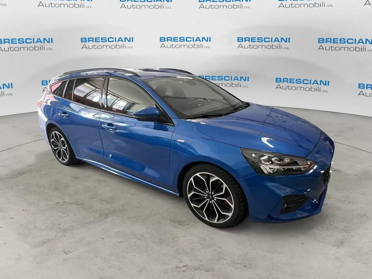 Ford Focus 1.5 EcoBlue 120 CV automatico SW ST Line Blu/Azzurro - 1
