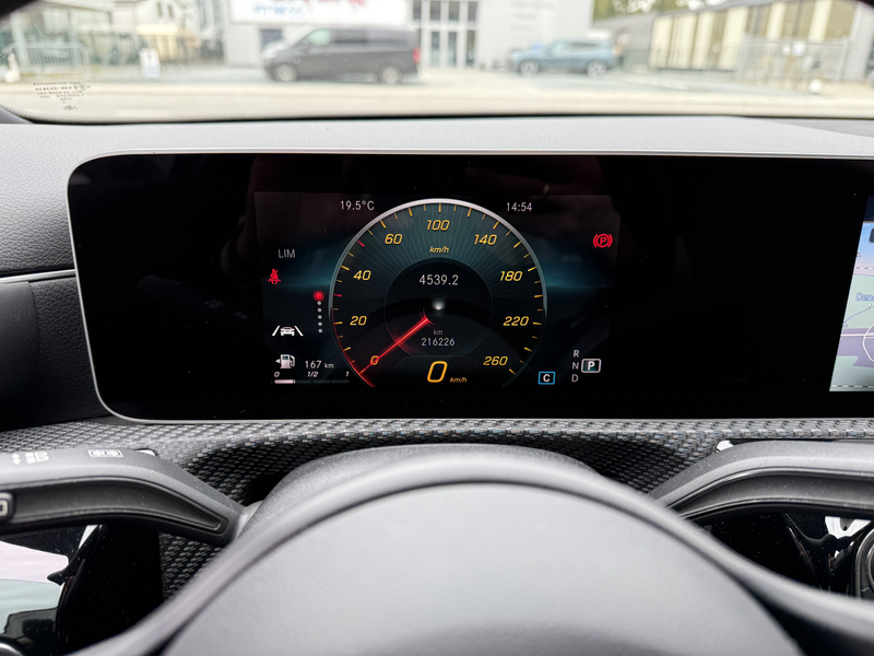 Mercedes-Benz A 180 A 180 d — photo 12