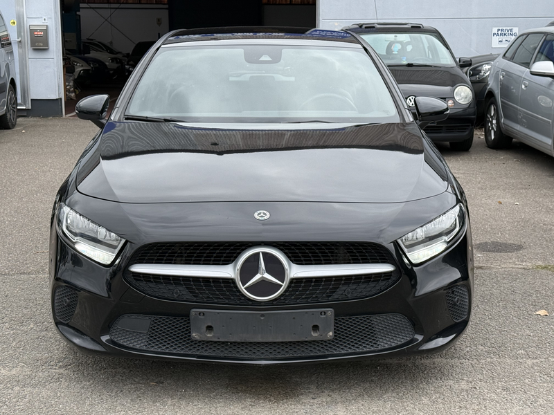 Mercedes-Benz A 180 A 180 d — photo 2